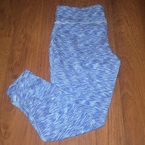 🌟🌟🌟Mossimo Size Large Yoga Crop